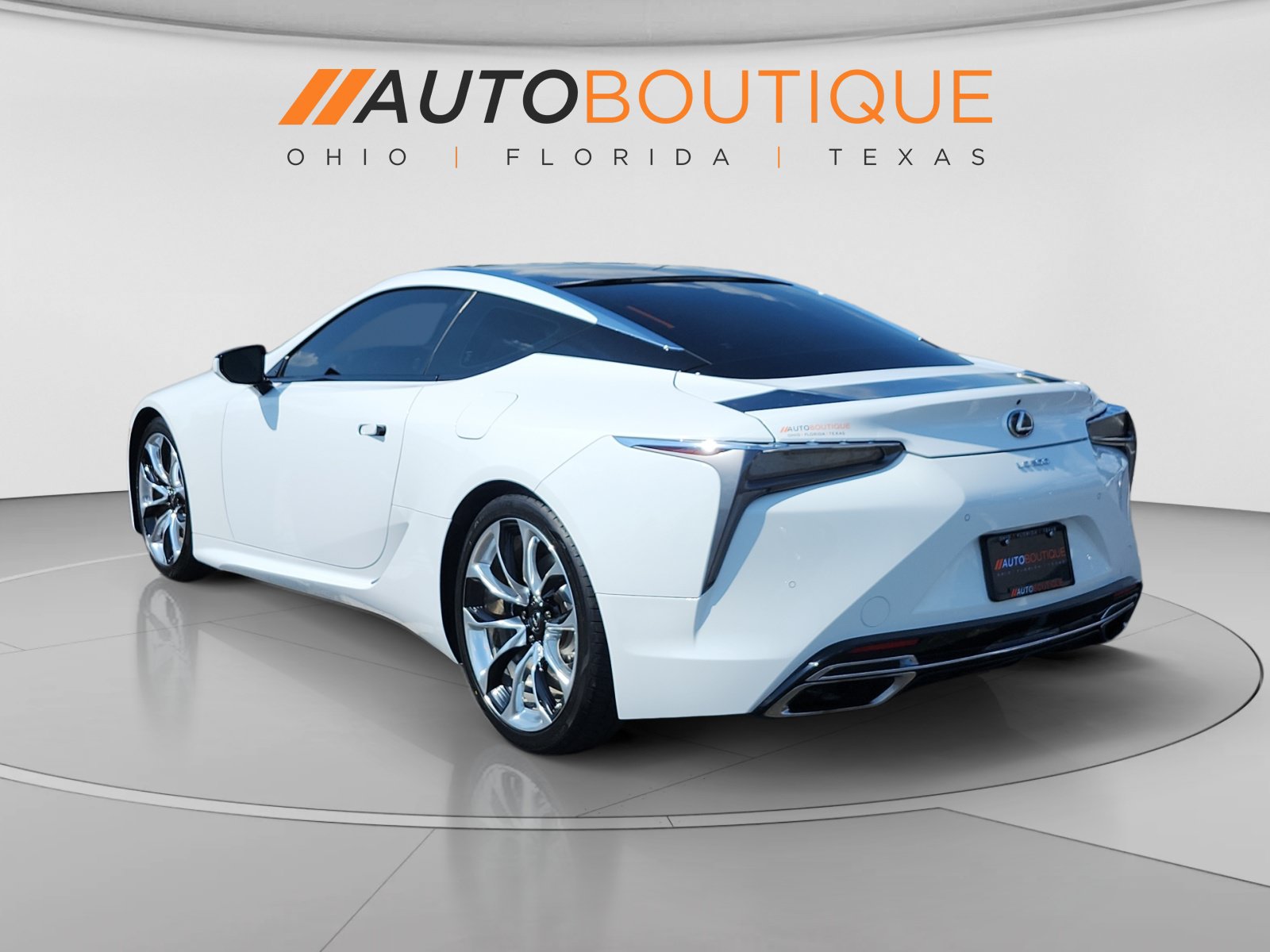 Used 2021 Lexus LC 500 Coupe w/ Performance Package RWD image 3