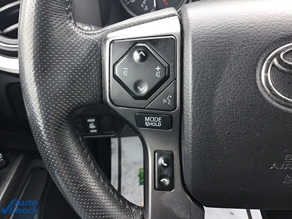 Used 2021 Toyota Tacoma TRD Sport w/ Technology Package image 25