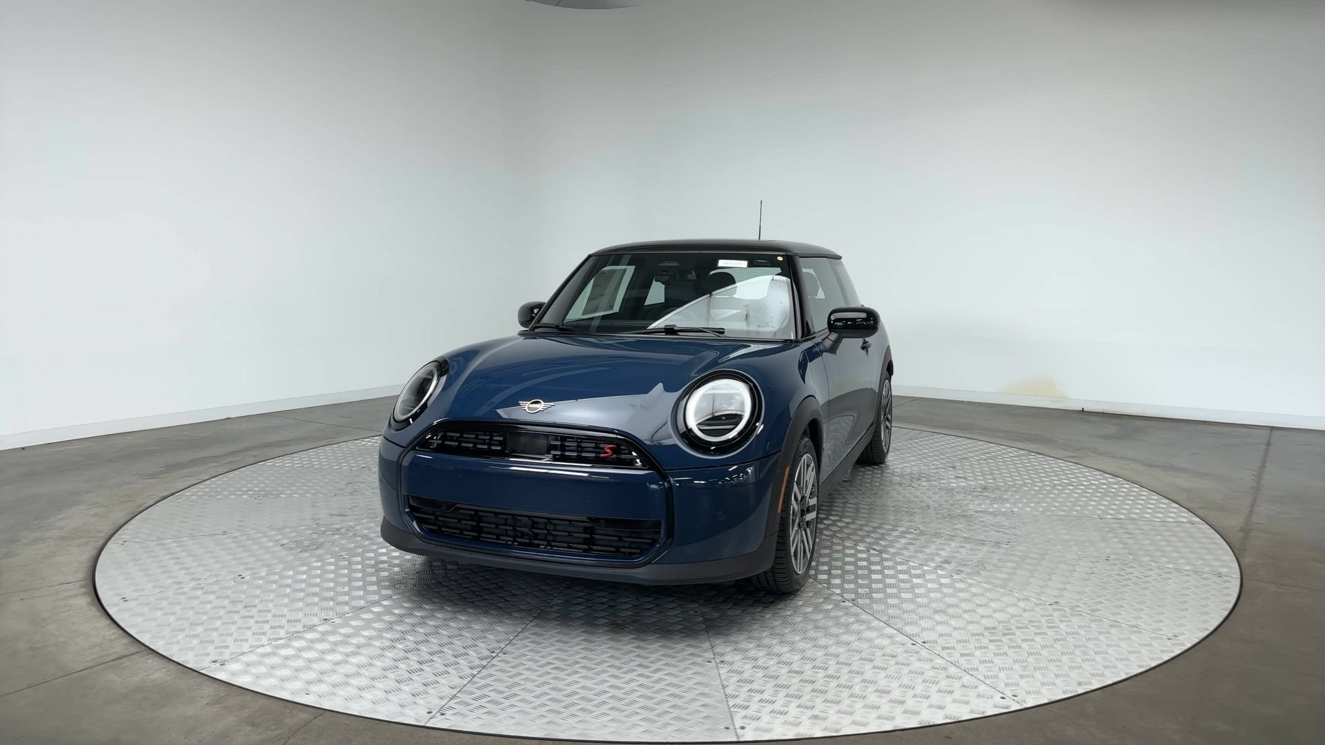 New 2026 MINI Cooper S FWD image 3