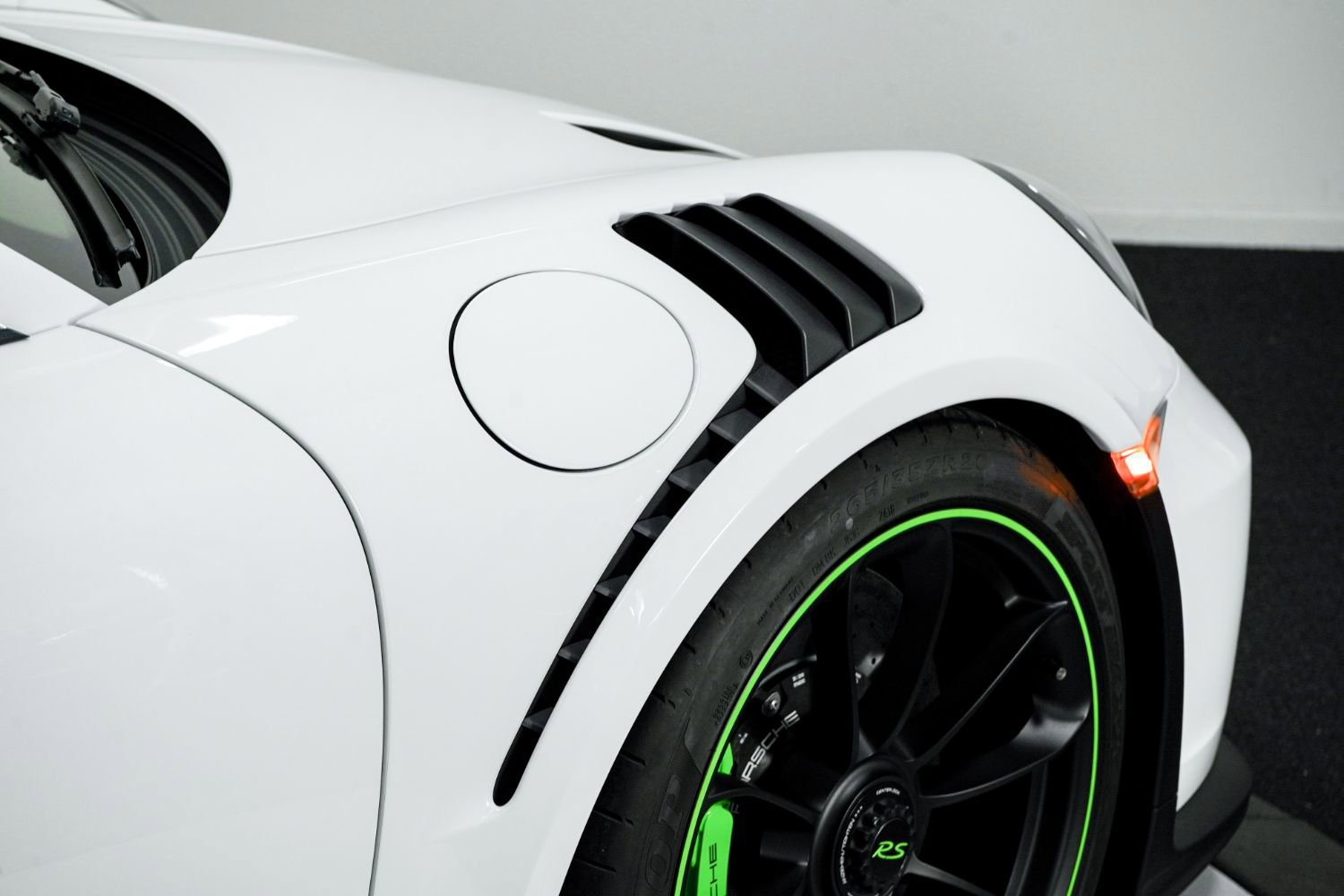 Used 2019 Porsche 911 GT3 RS RWD image 26