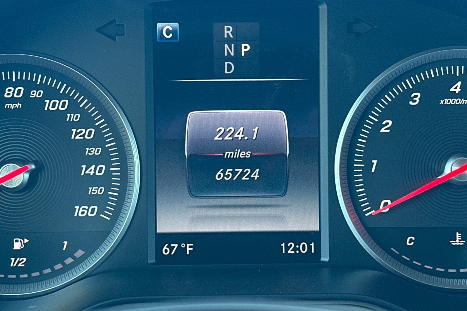 Used 2018 Mercedes-Benz GLC 300 4MATIC Coupe w/ Premium Package image 25