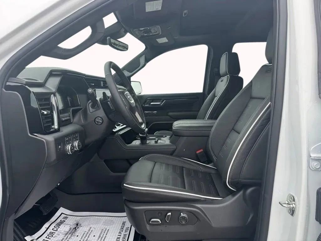 New 2026 GMC Sierra 1500 AT4X w/ LPO, Black Badging Package image 12