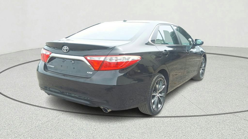 Used 2016 Toyota Camry XSE w/ Moonroof Package FWD image 6
