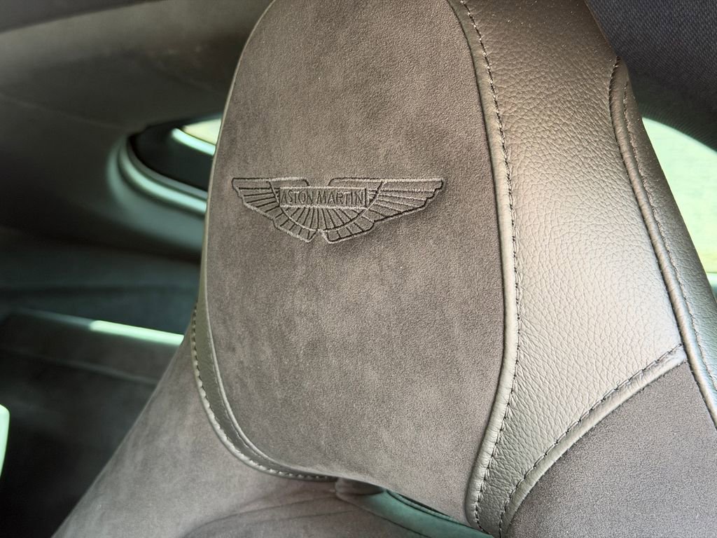 Used 2020 Aston Martin V8 Vantage Coupe image 5