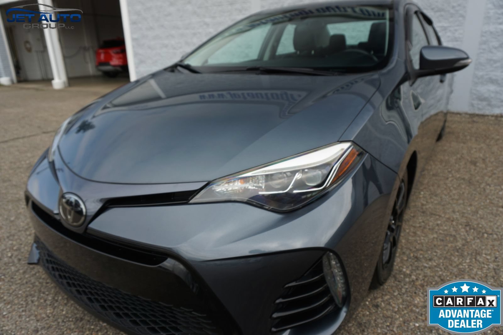Used 2017 Toyota Corolla SE FWD image 5