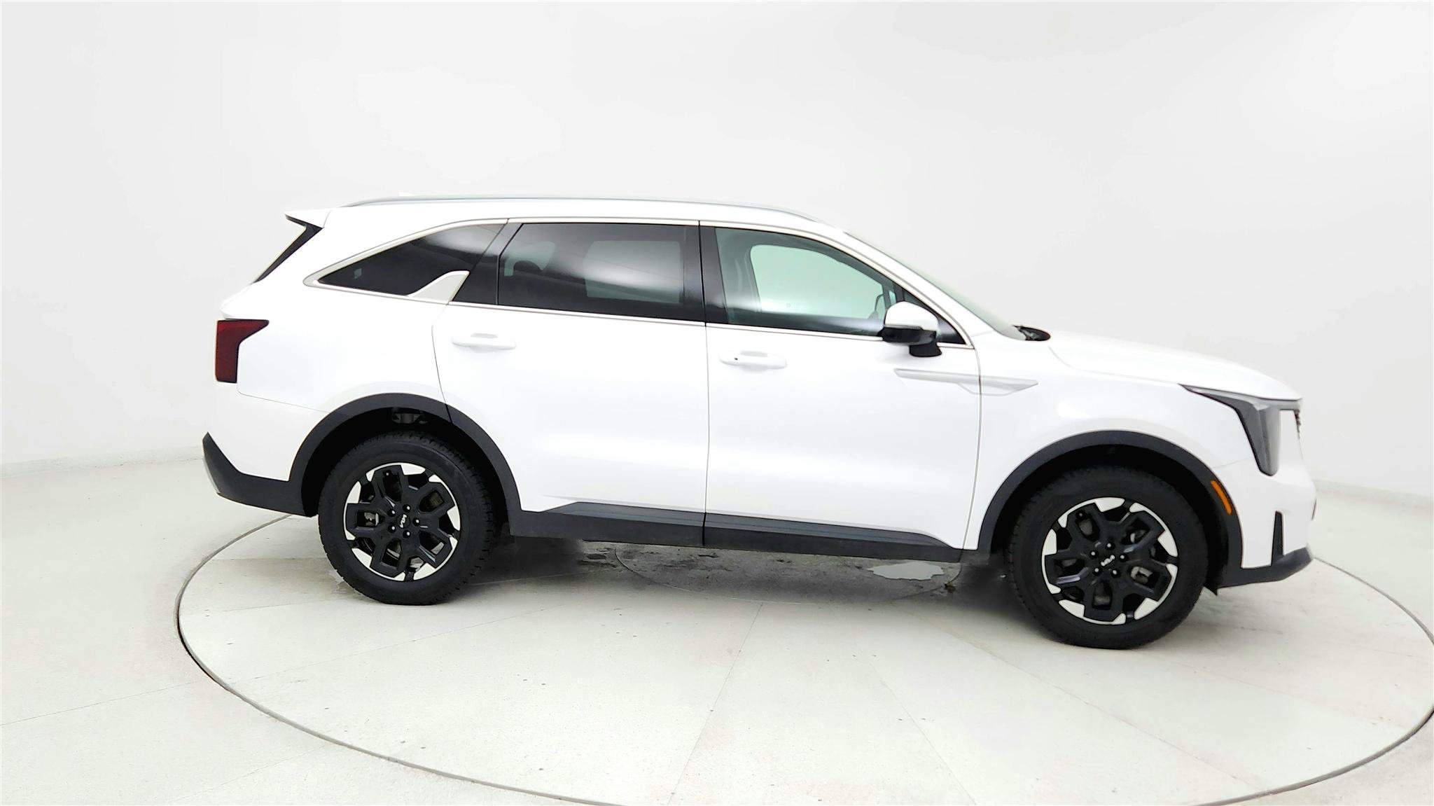 Used 2024 Kia Sorento S AWD/4WD image 6