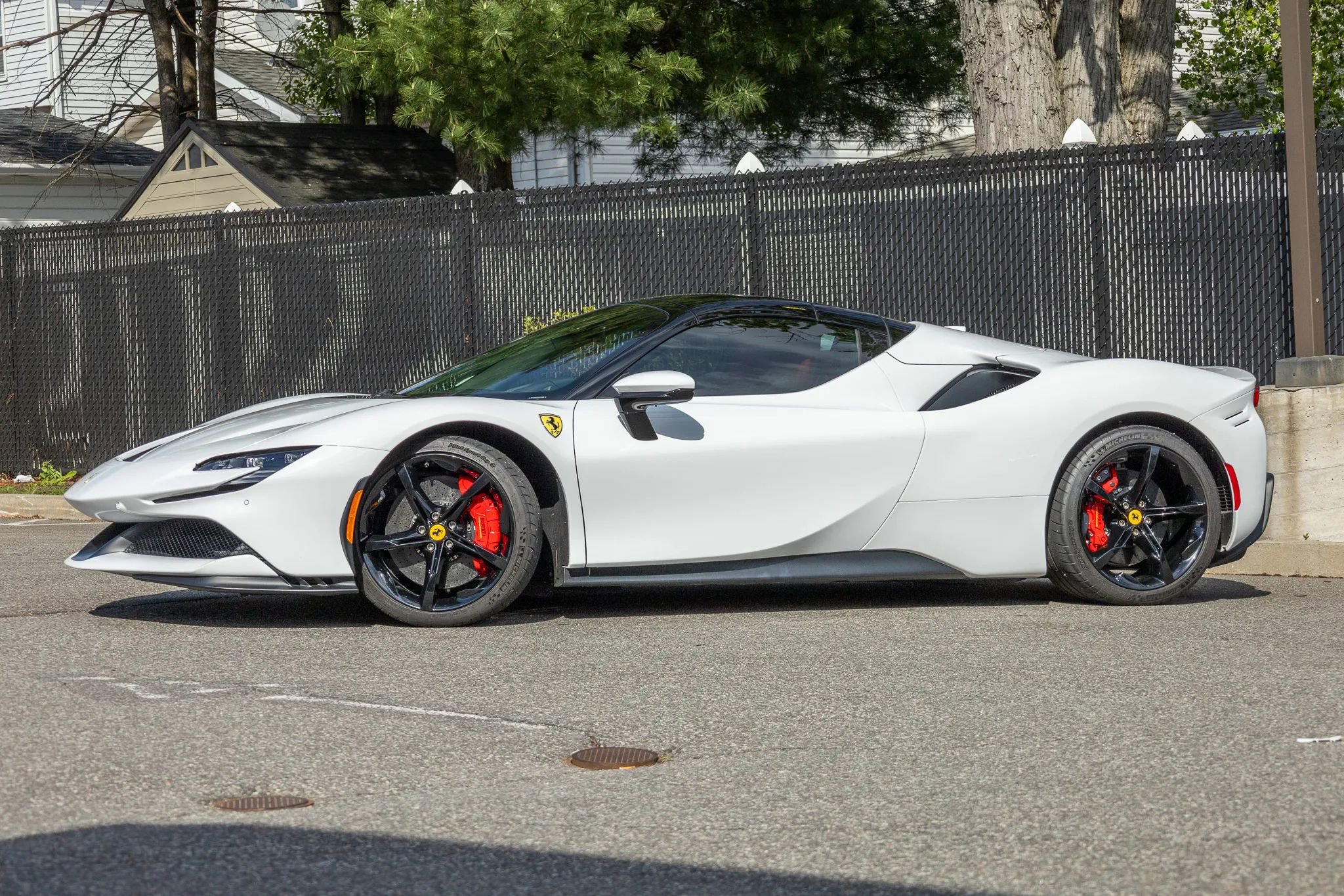 Used 2025 Ferrari SF90 Spider image 16