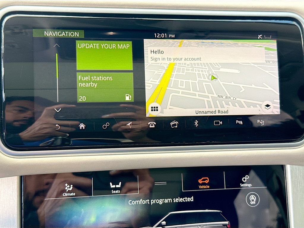 Used 2019 Land Rover Range Rover Supercharged AWD/4WD image 14