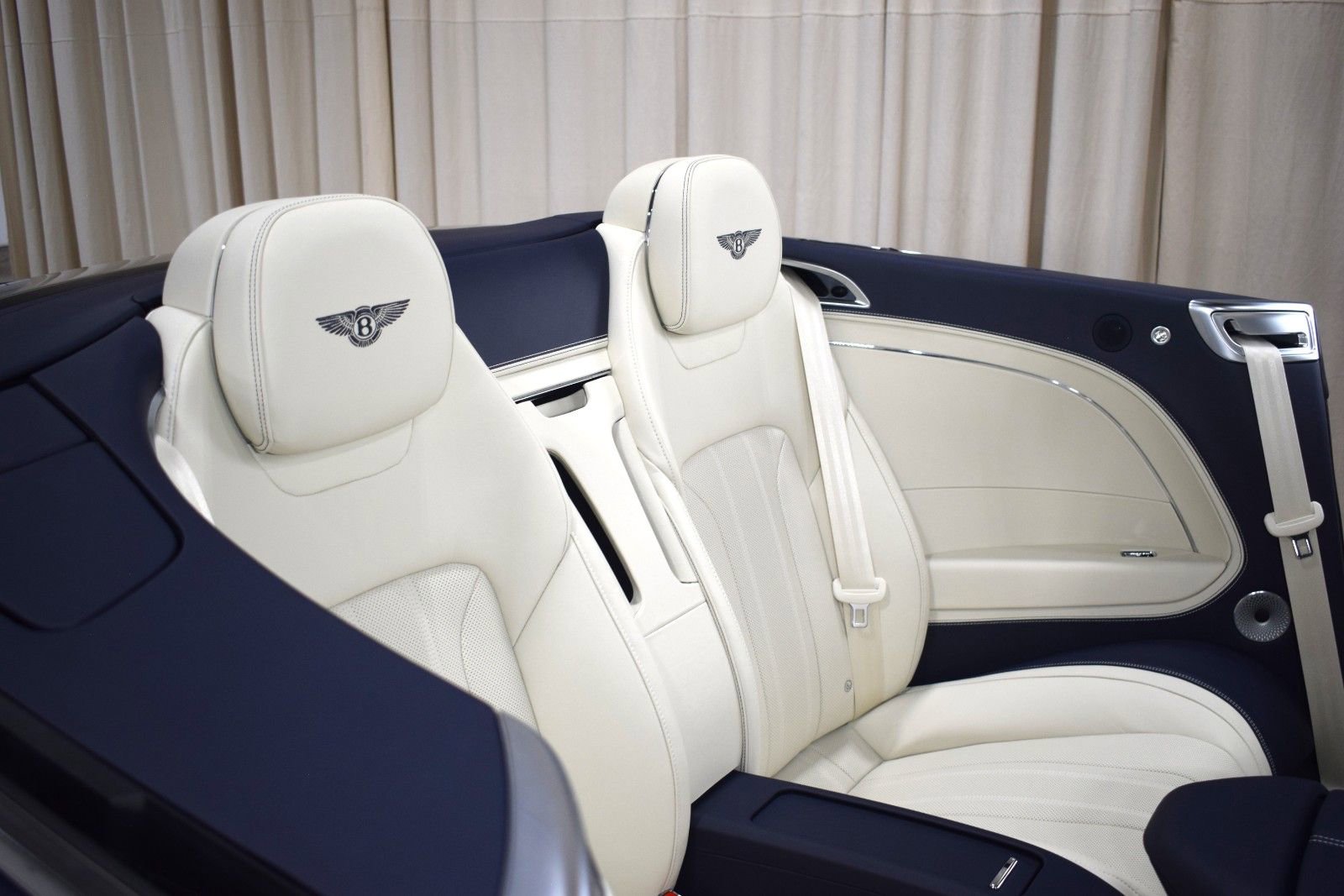 New 2026 Bentley Continental GTC AWD/4WD image 20