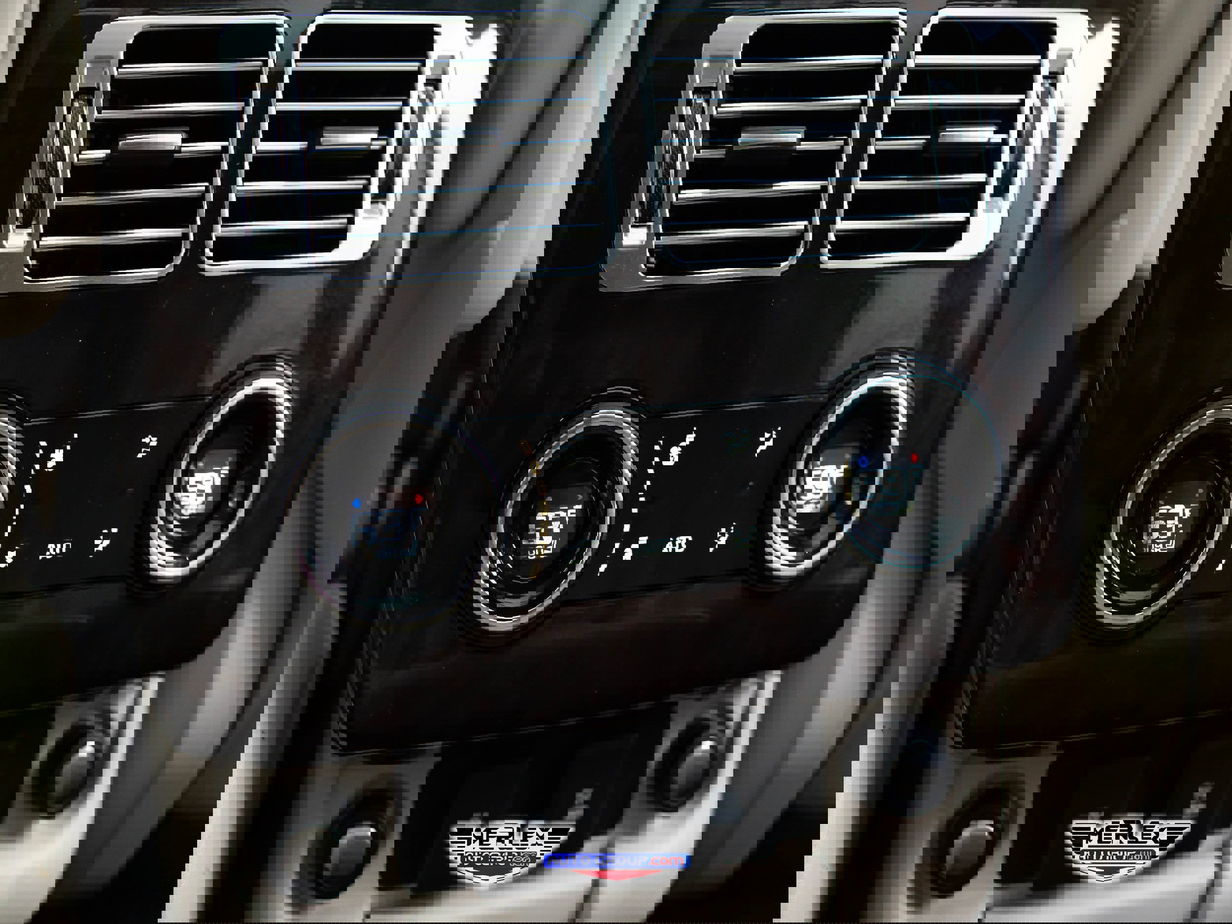 Used 2018 Land Rover Range Rover Supercharged image 23