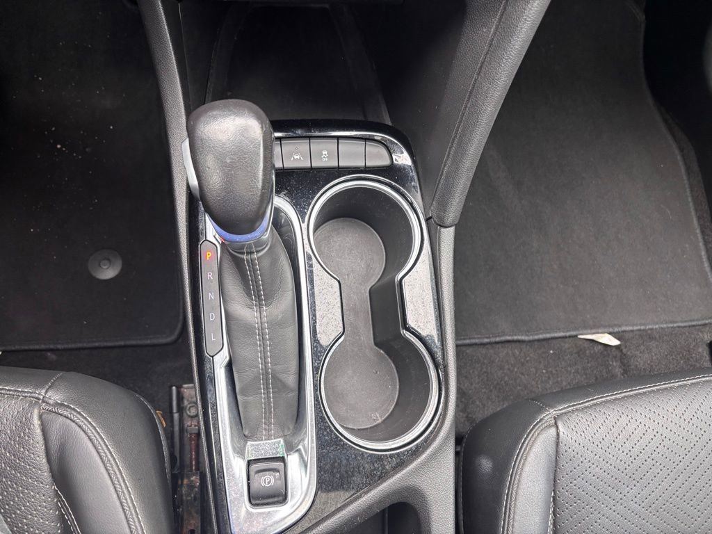 Used 2021 Buick Encore GX Essence w/ Advanced Technology Package image 24