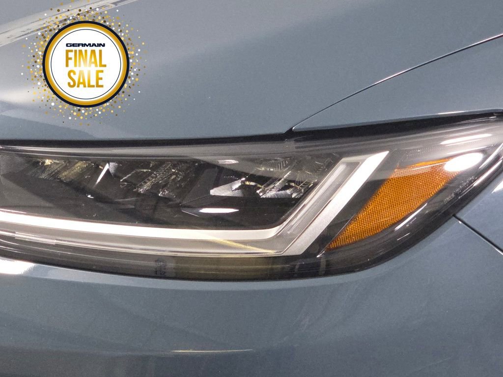 Used 2025 Honda HR-V Sport image 12