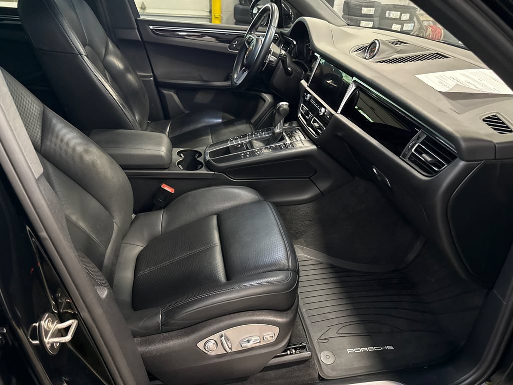 Used 2021 Porsche Macan S AWD/4WD image 15