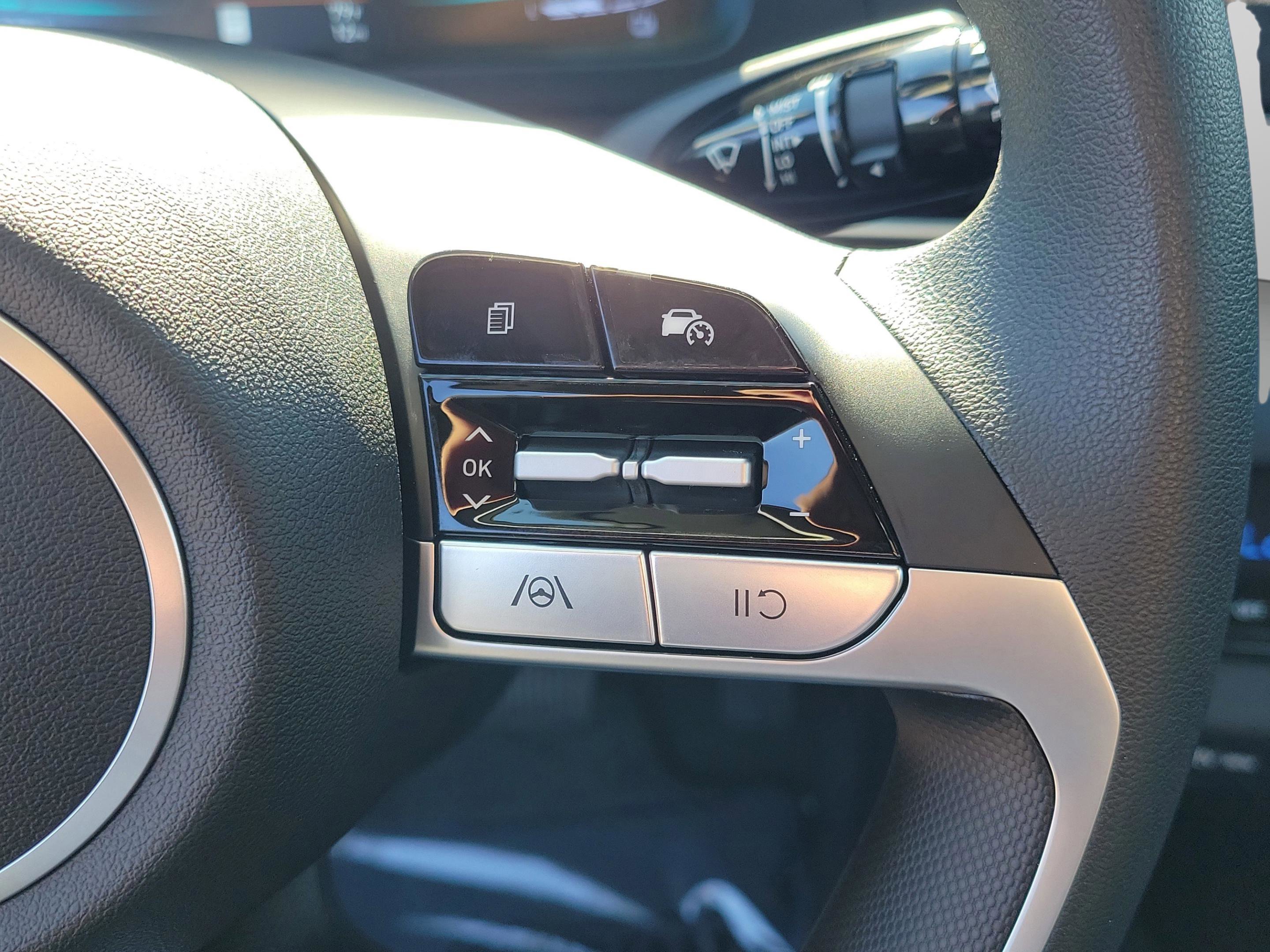 New 2026 Hyundai Elantra Blue image 24