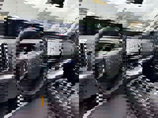 New 2025 Ford Expedition Platinum w/ Platinum Ultimate Package image 14