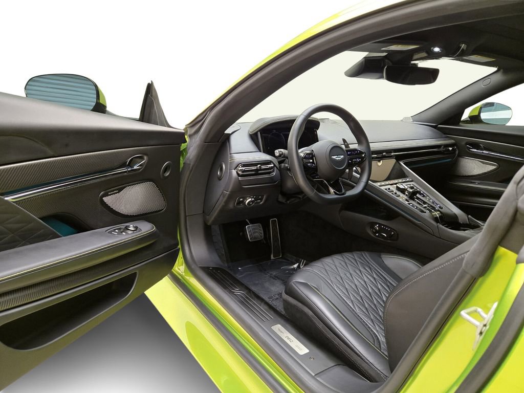 Used 2024 Aston Martin DB12 Coupe RWD image 16