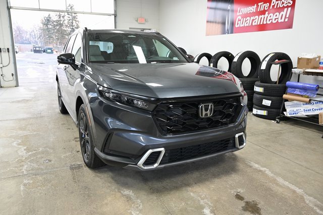 Used 2025 Honda CR-V Sport Touring image 3