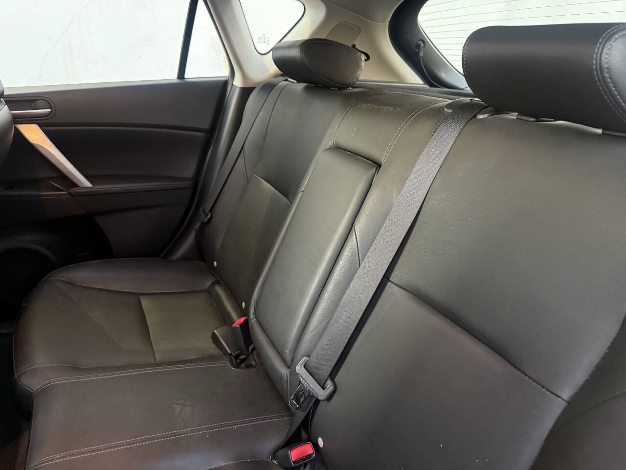 Used 2011 MAZDA MAZDA3 s Grand Touring w/ Tech Pkg FWD image 15