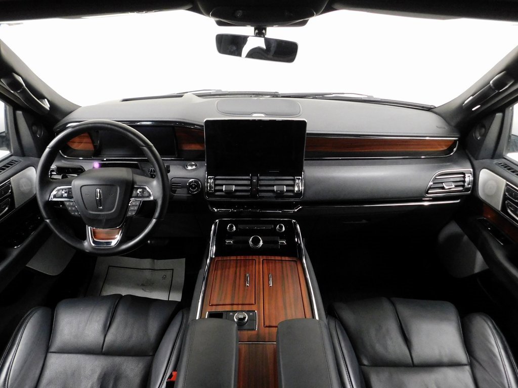 Used 2024 Lincoln Navigator Reserve w/ Equipment Group 201A image 38