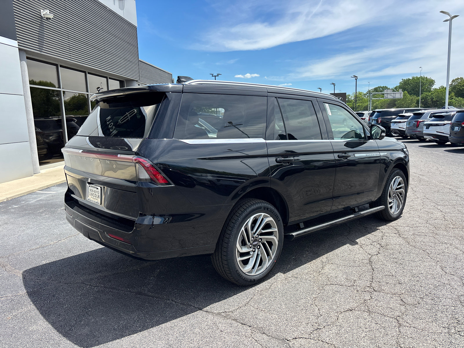 New 2026 Lincoln Navigator Reserve AWD/4WD image 7