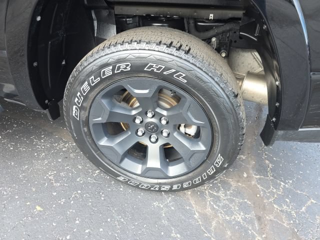 Used 2025 RAM 1500 Big Horn AWD/4WD image 38