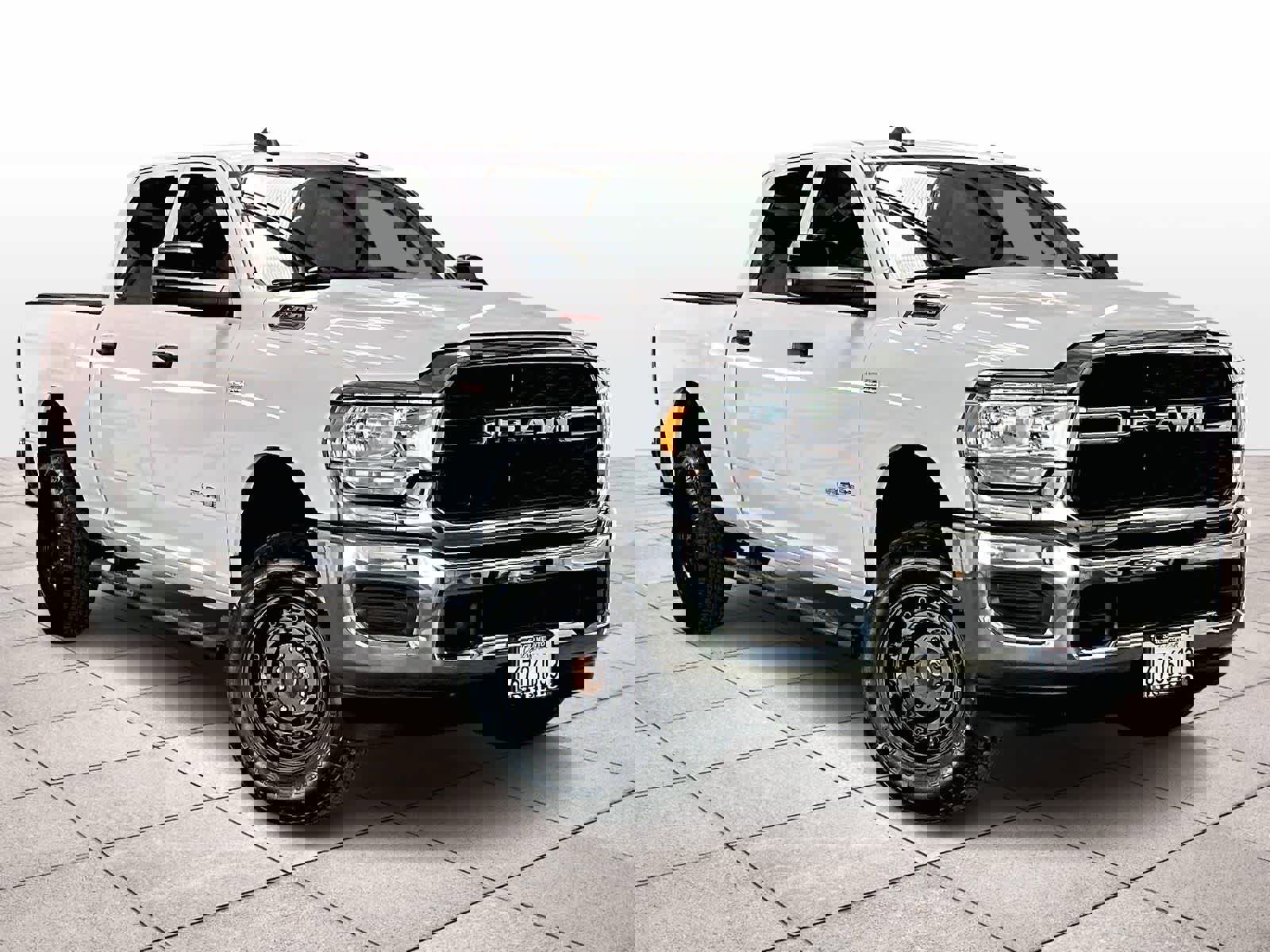 Used 2022 RAM 2500 Tradesman image 2