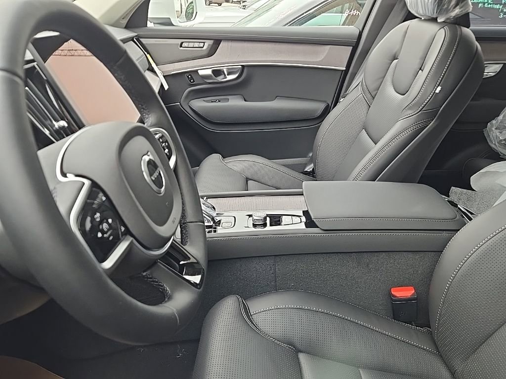 New 2026 Volvo XC90 B6 Ultra w/ Protection Package Premier AWD/4WD image 6
