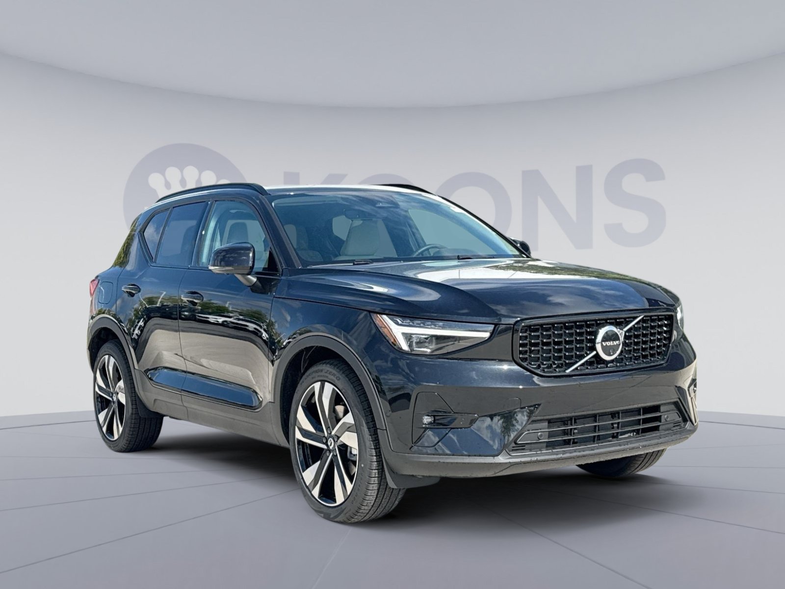 New 2026 Volvo XC40 B5 Ultra w/ Protection Package Premier AWD/4WD image 10