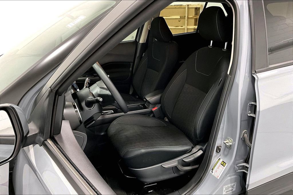 Used 2023 Nissan Kicks SV image 32
