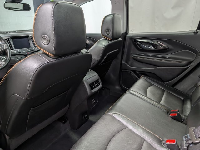 Used 2023 GMC Terrain AT4 AWD/4WD image 14