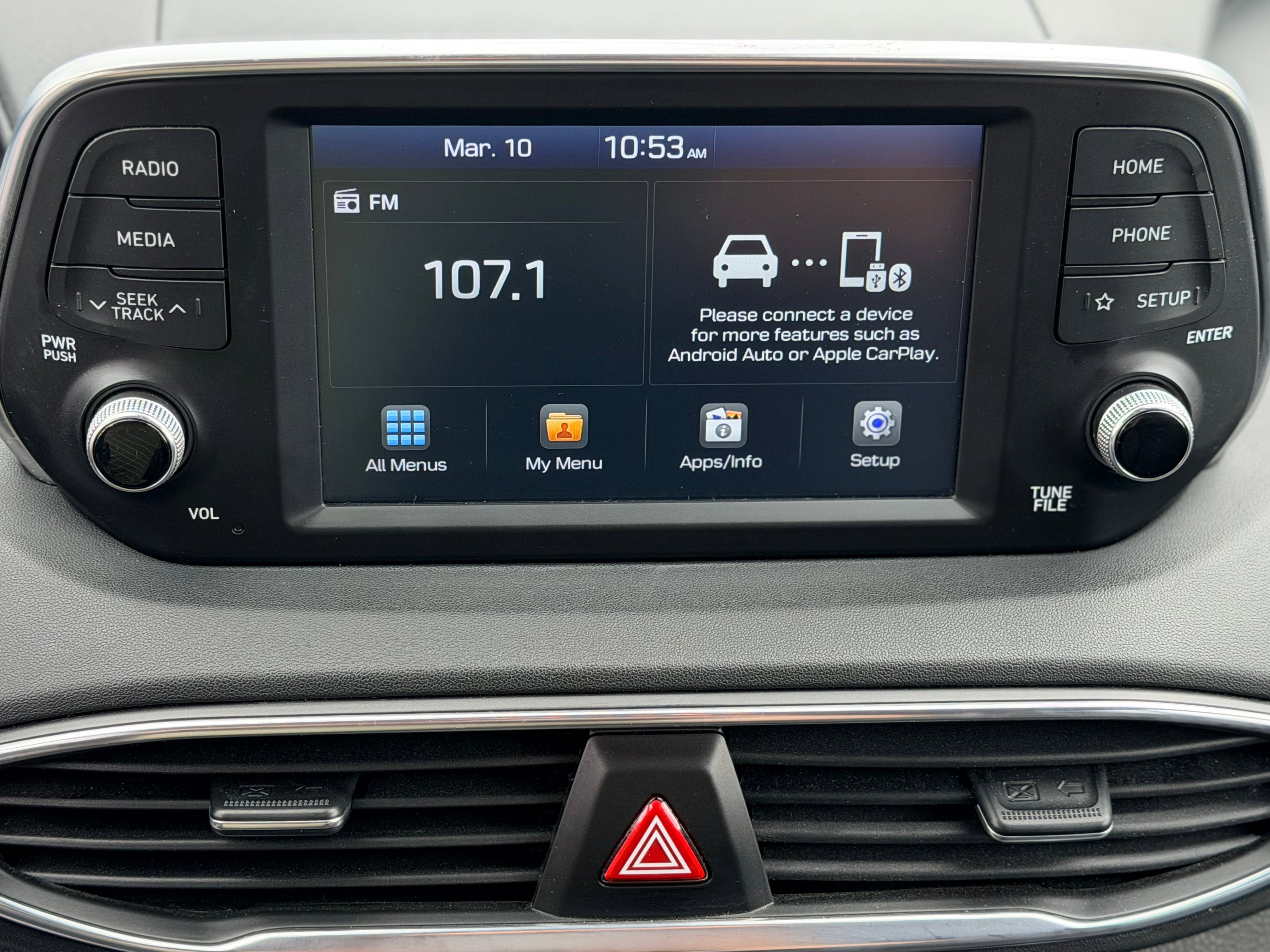 Used 2019 Hyundai Santa Fe SEL AWD/4WD image 16