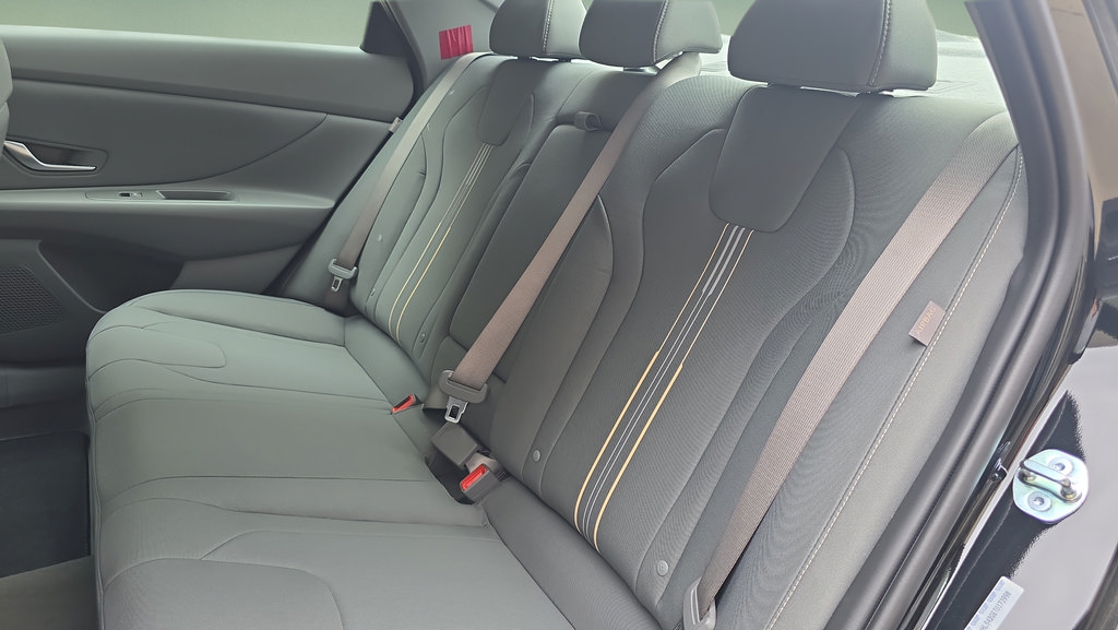 New 2026 Hyundai Elantra SEL Sport Premium w/ Cargo Package FWD image 4