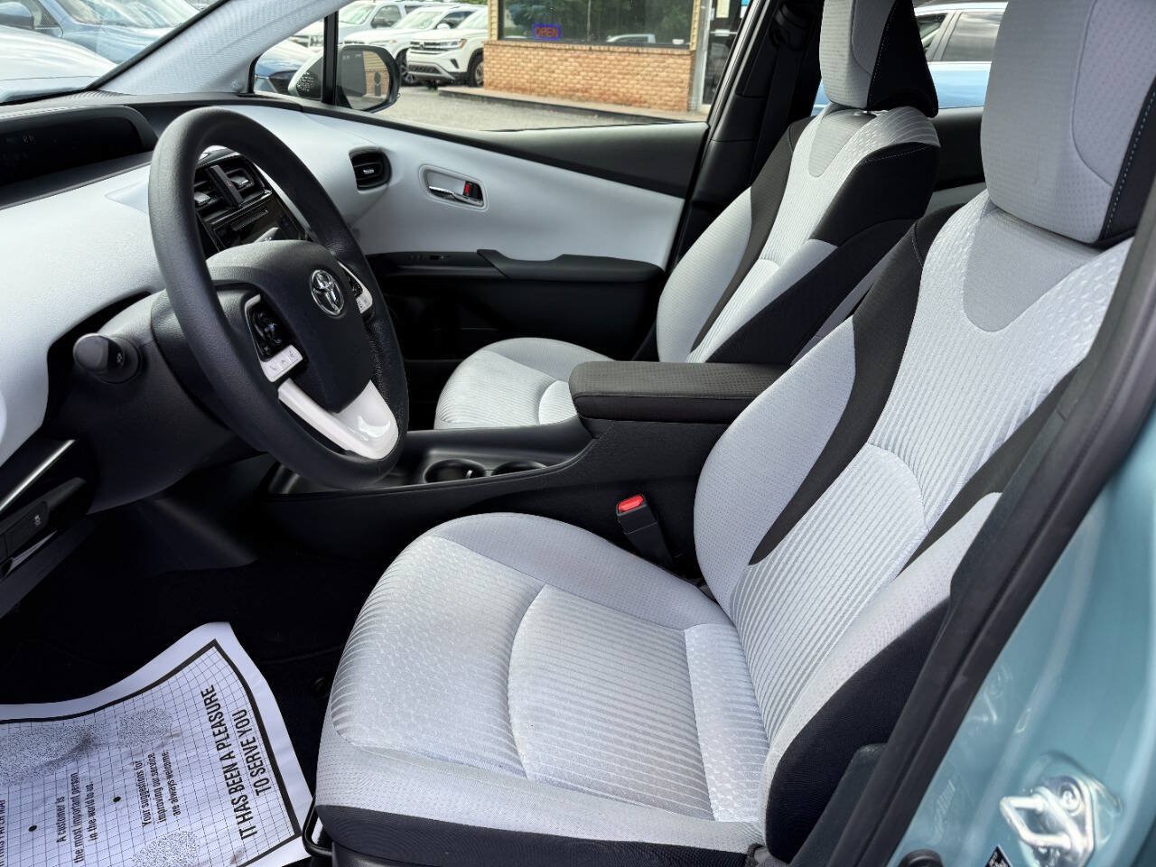 Used 2017 Toyota Prius One FWD image 13