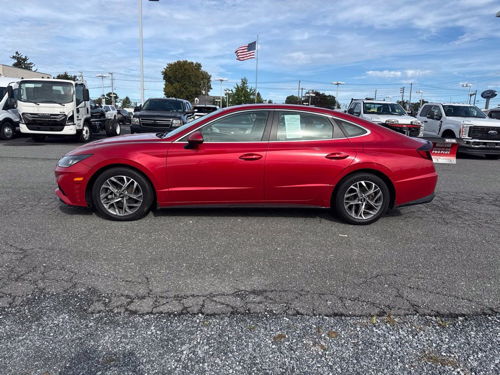 Used 2021 Hyundai Sonata SEL w/ Winter Weather Package FWD image 3