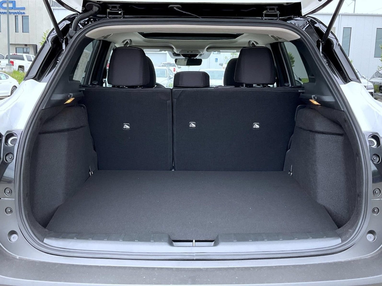 New 2026 Nissan Kicks SV AWD/4WD image 22