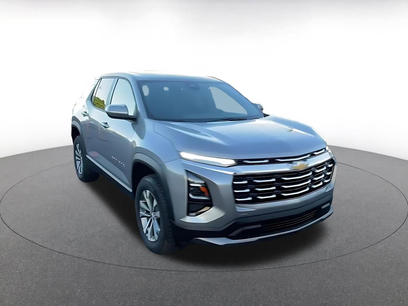 Used 2025 Chevrolet Equinox LT image 3