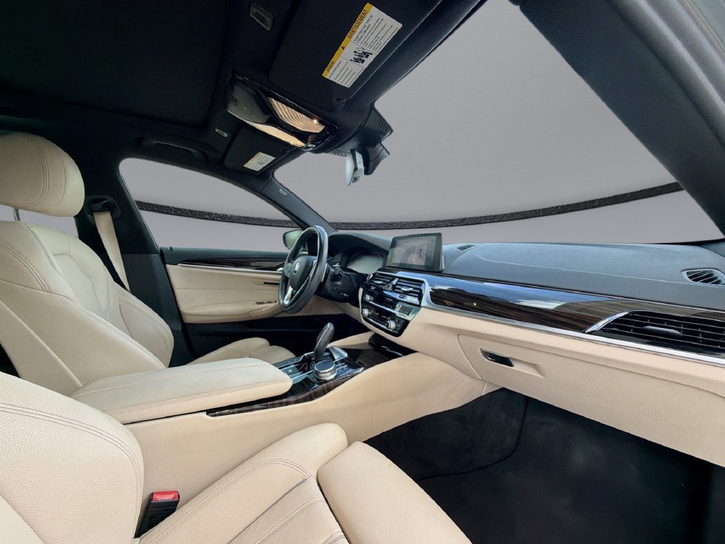 Used 2020 BMW 530i RWD image 15