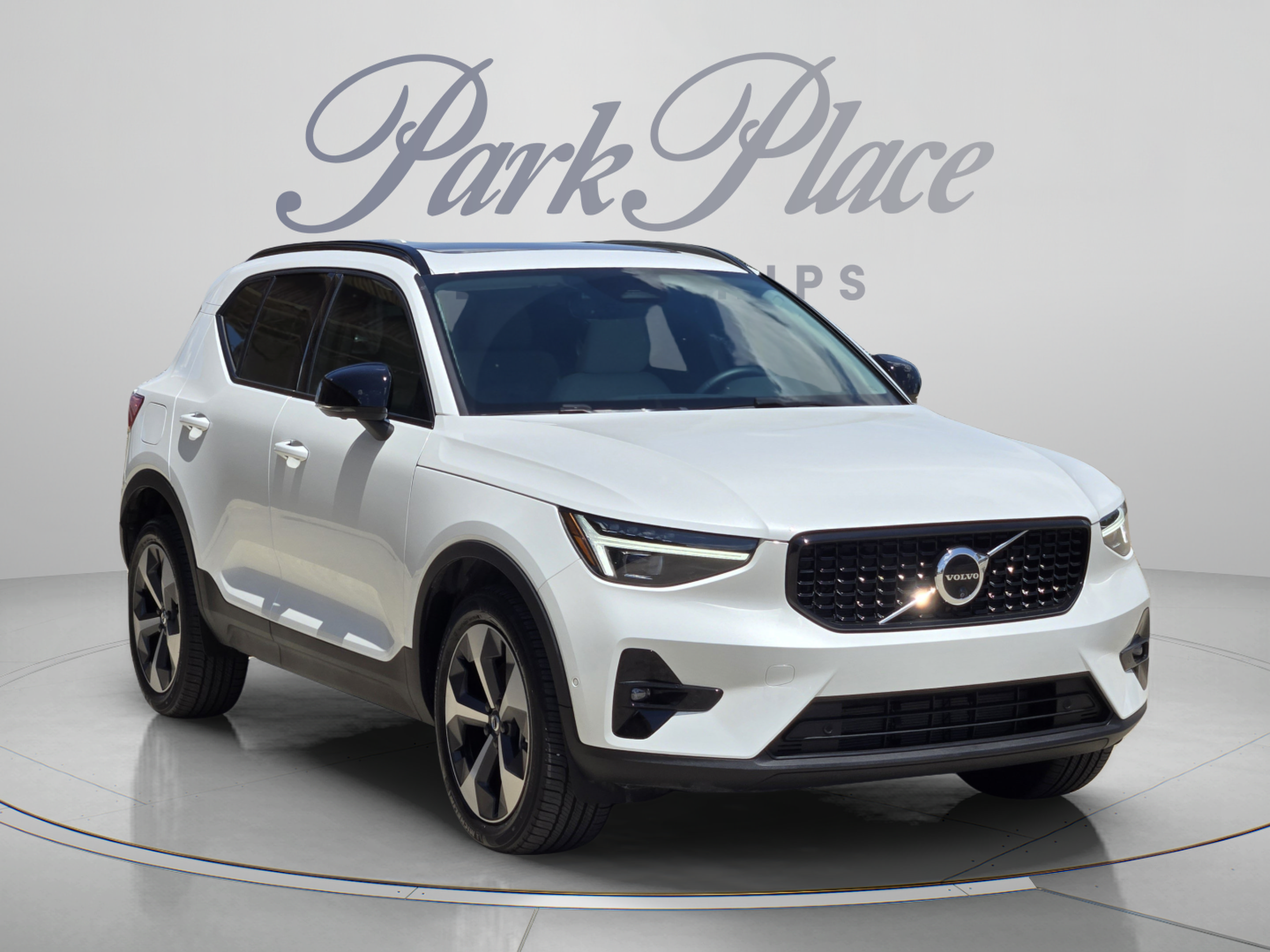 Used 2022 Volvo XC60 B5 Inscription w/ Advanced Package FWD image 8