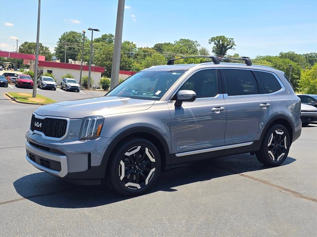 Certified 2023 Kia Telluride EX w/ EX Captain's Chair Package AWD/4WD image 7