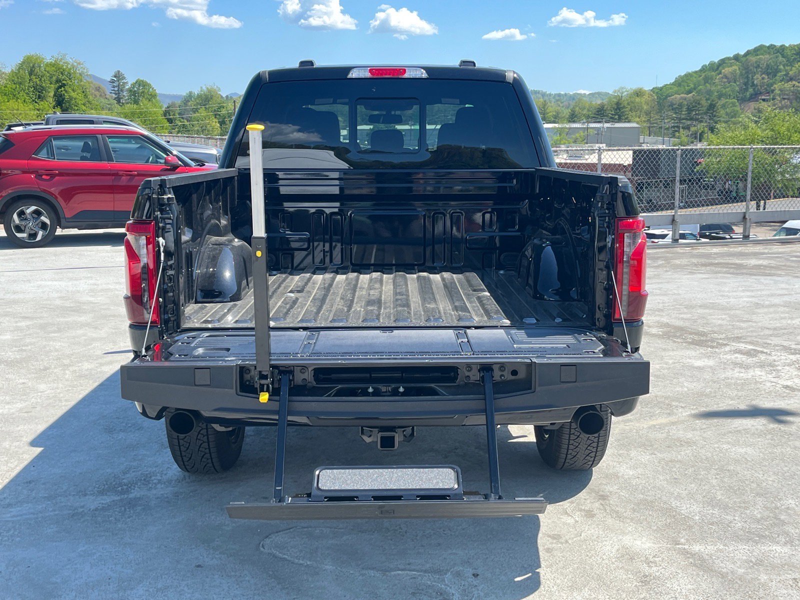 New 2026 Ford F150 XLT AWD/4WD image 4