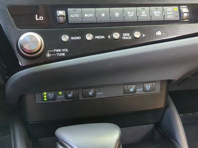 Used 2025 Lexus ES 300h w/ Premium Package image 15