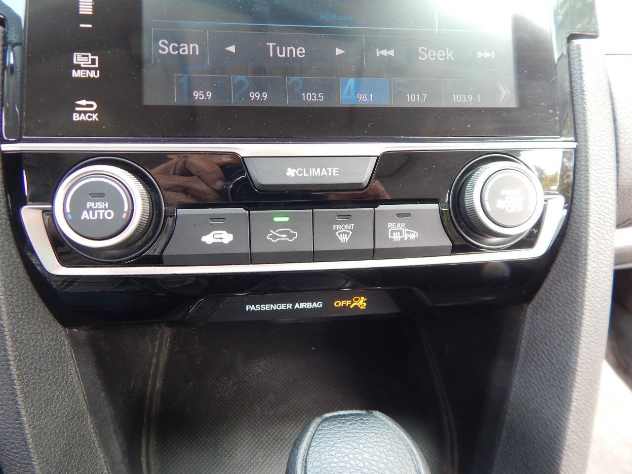 Used 2018 Honda Civic EX image 38