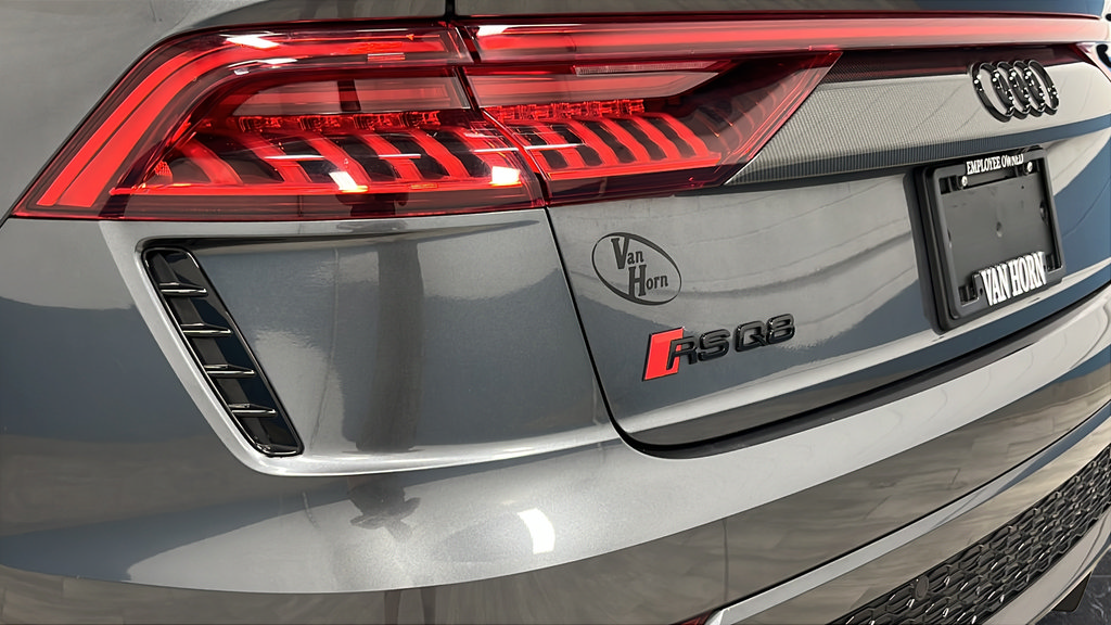 Used 2020 Audi RS Q8 w/ Carbon Optic Package AWD/4WD image 40
