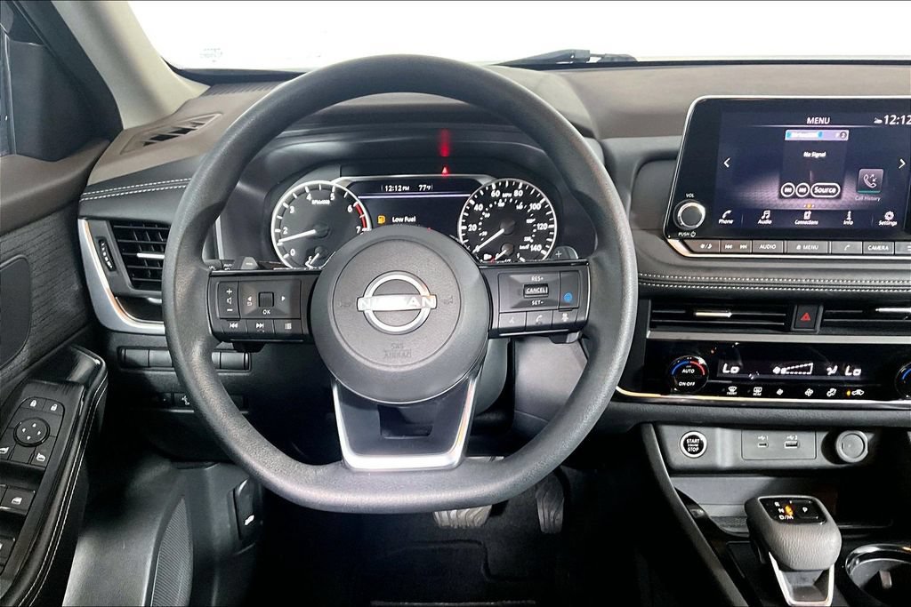 Used 2023 Nissan Rogue SV AWD/4WD image 5