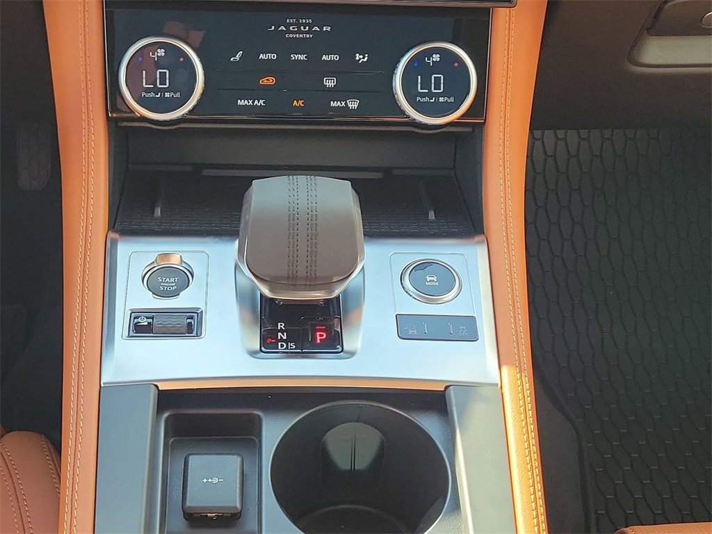 Used 2026 Jaguar F-PACE R-Dynamic S image 20