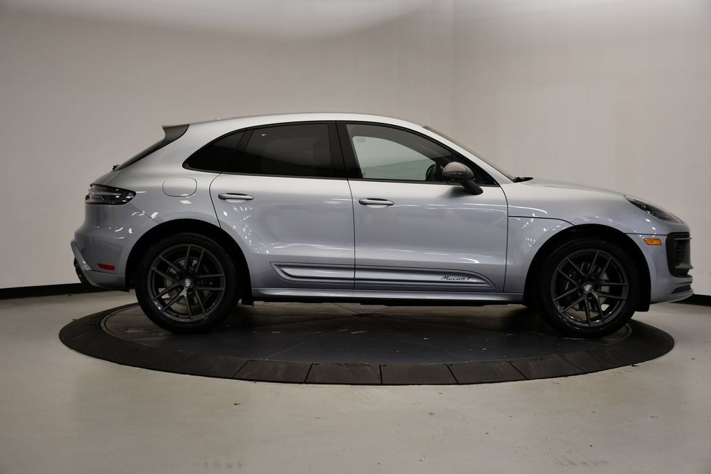 Certified 2026 Porsche Macan Turbo AWD/4WD image 8