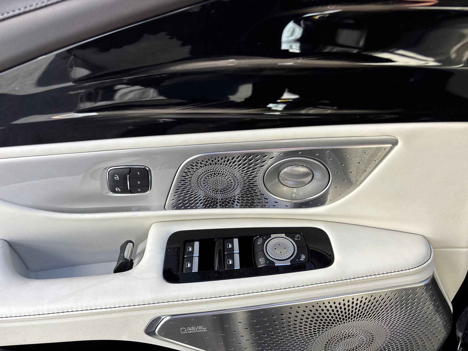 New 2026 Lincoln Nautilus Black Label w/ Jet Appearance Package image 12