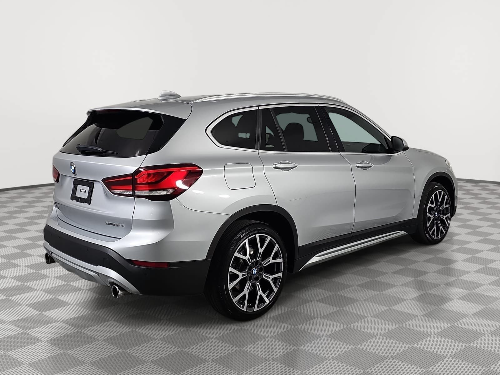 Used 2021 BMW X1 sDrive28i w/ Convenience Package FWD image 8