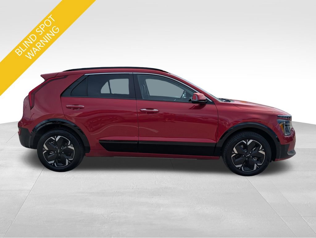 Certified 2025 Kia Niro Wave w/ Wave Preserve Package image 7