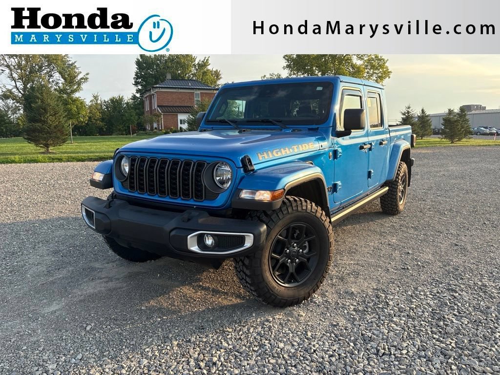 Used 2025 Jeep Gladiator Sport AWD/4WD image 1